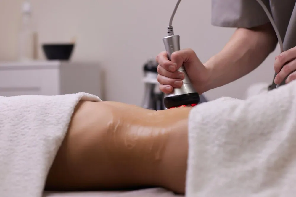 Client receiving fat loss cavitation session in Vasant Vihar branch, Delhi